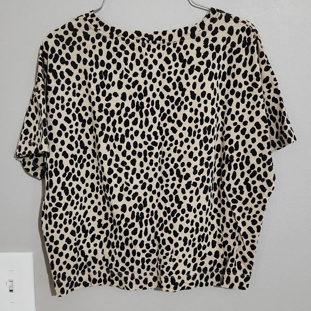 Banana Republic Leopard Print Crop Top Size Small - Picture 5 of 5
